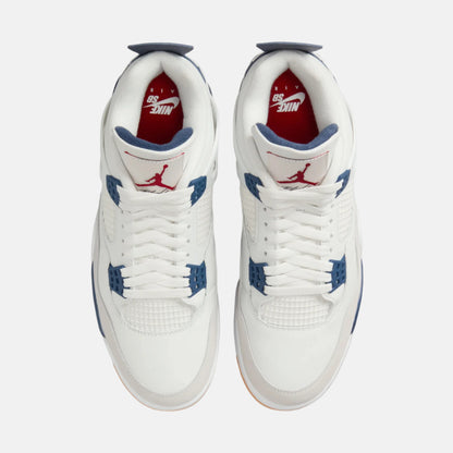 Pantofi sport Nike SB x Air Jordan 4 Retro White Navy albastru cu detalii rosii si accesorii albastre